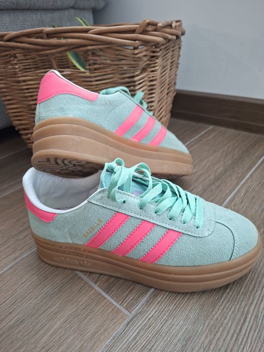 Adidas маратонки