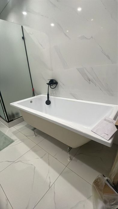 Ванна новая Jacob Delafon