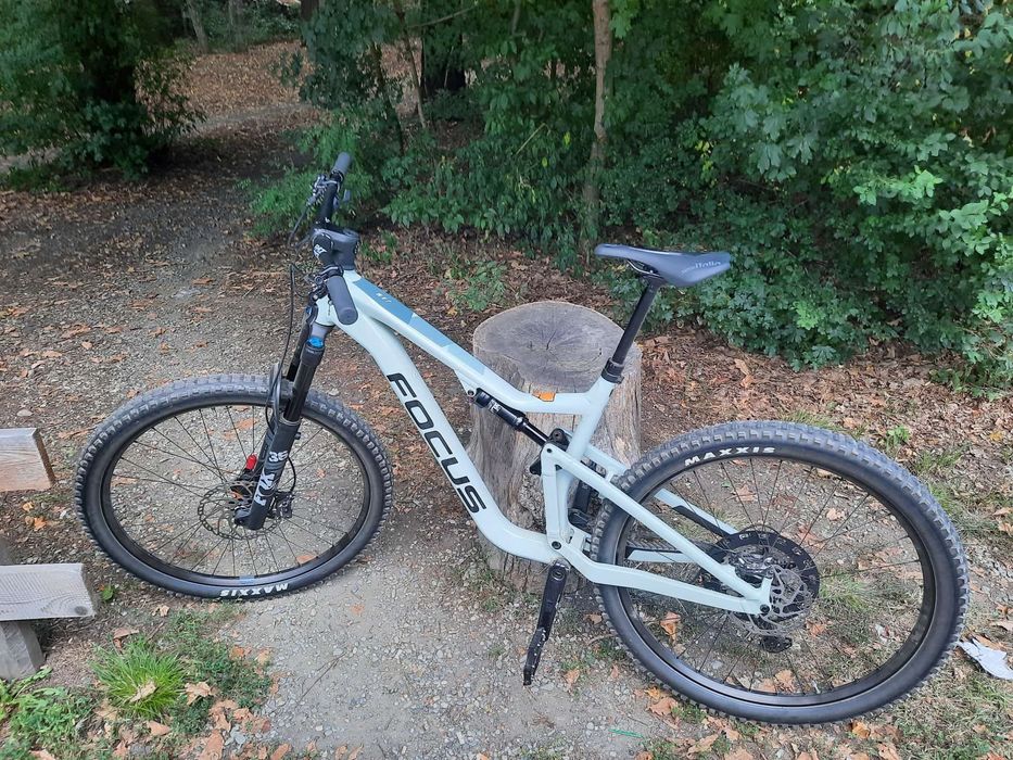 Bicicleta FOCUS JAM 6.9