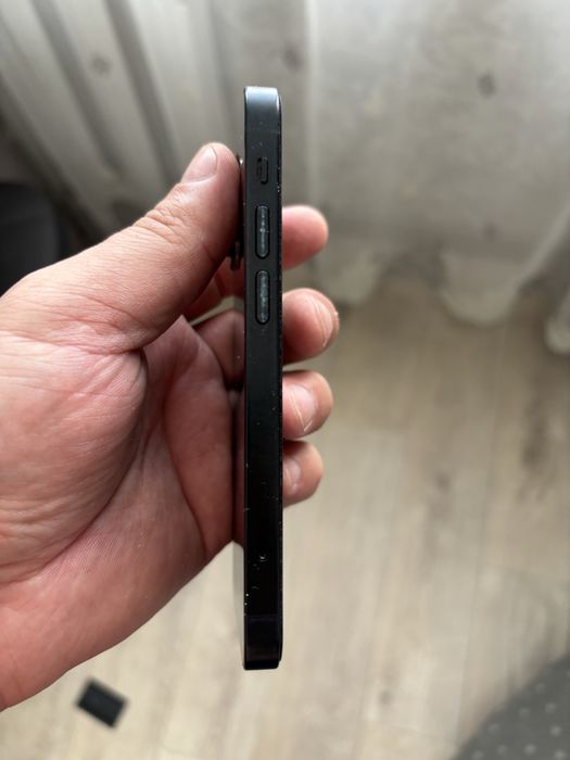 Продам iphone 13mini