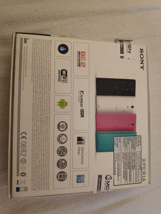 Sony Xperia ZR модел C5502