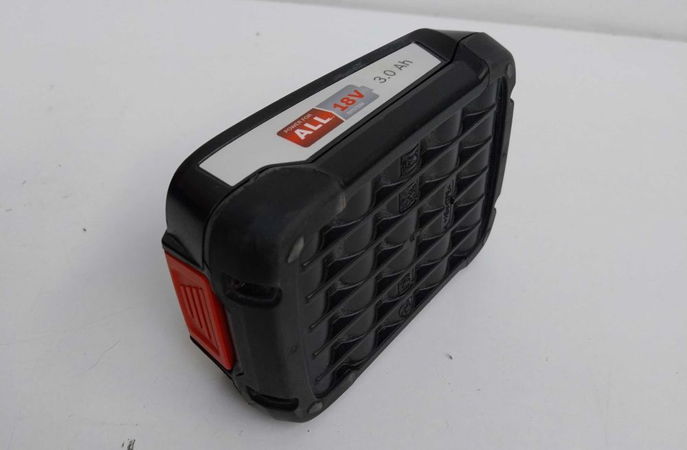 НАЙ ДОБРАТА ОФЕРТА Литеови йонни датерии  , Skil, Bosch и зарядни .