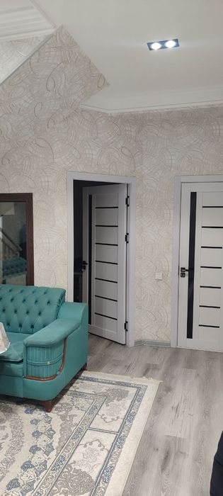 Учтепа Урикзорда дуплекс квартира сотилади