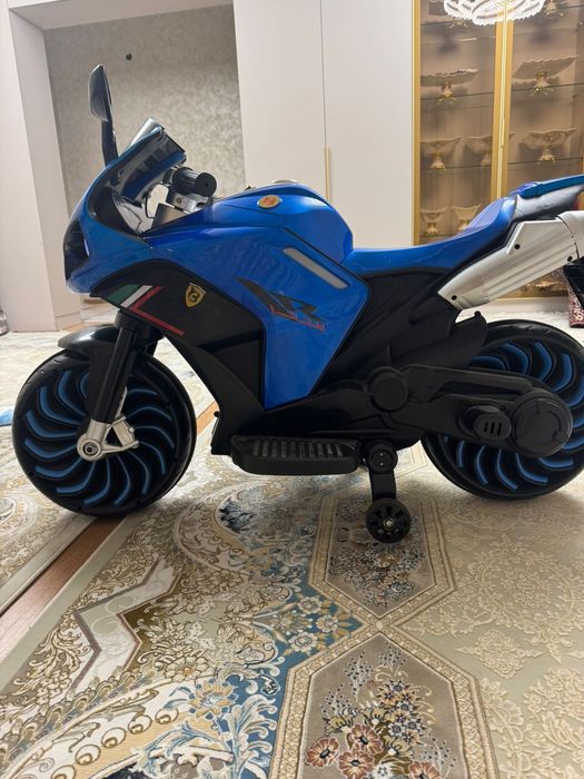 Продам мотоцикл детский новый