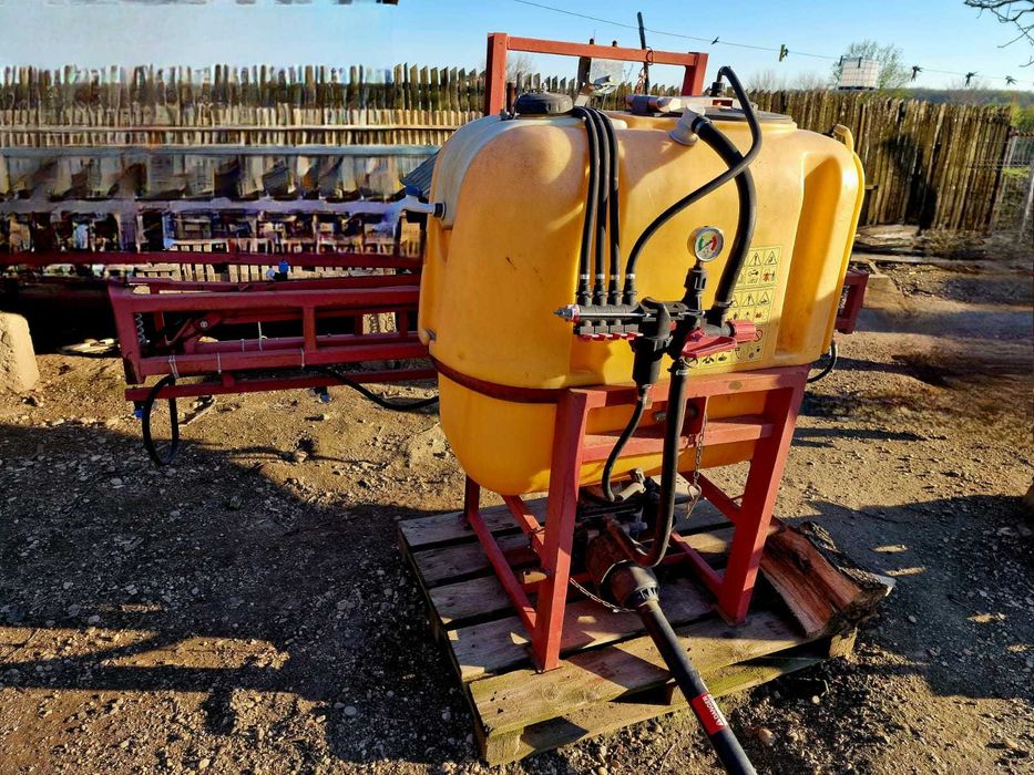 Masina de erbicidat MET Ierbicidator Erbicidatoare 400L , 12M lătime