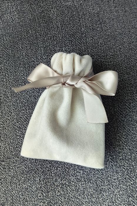 Украшение / ожерелье / колье / чокер  с сердцем