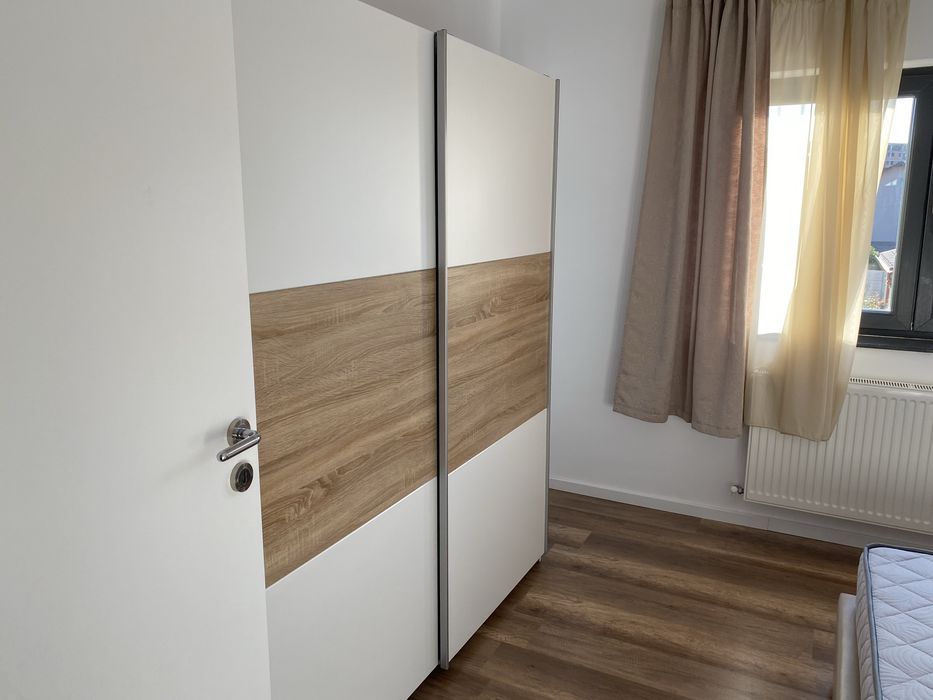 Inchiriez casa moderna