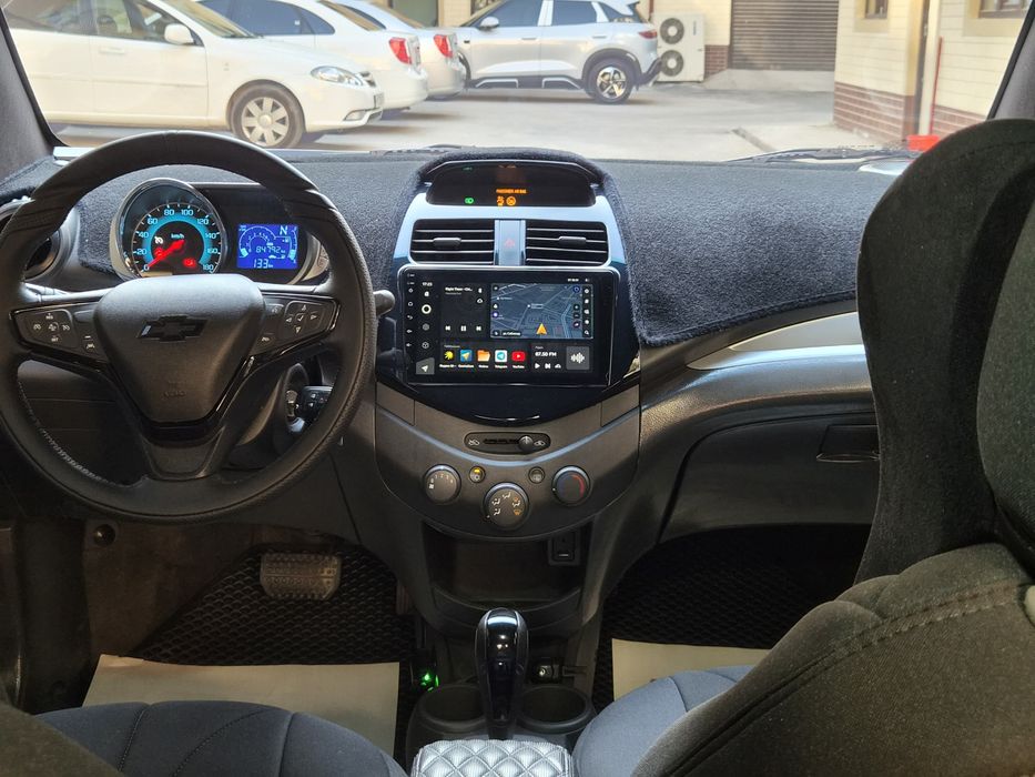 Qora spark 2022 kraska toza 85 km yurgani