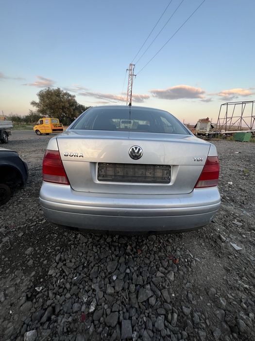 Vw bora 1.9 tdi 110 2003 на части