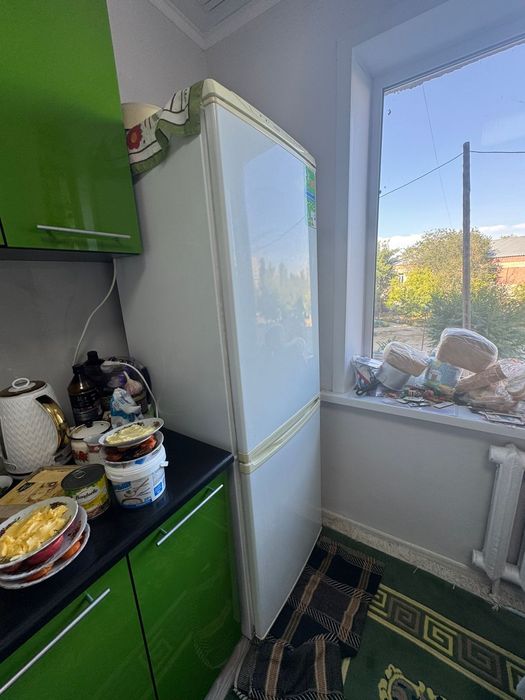 продам холодильник