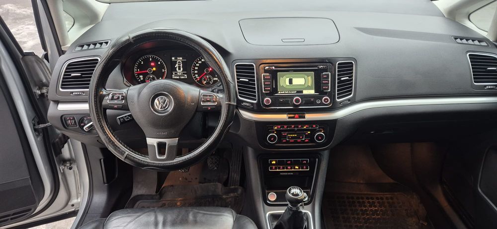 Vând Sharan 7 locuri