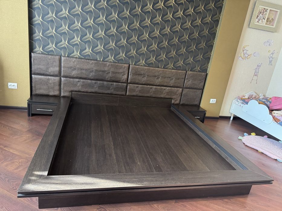 Кровать подиум !!