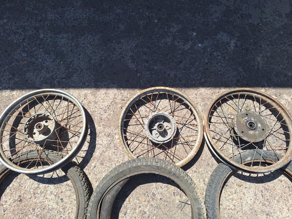 Продам колёса на мопед Рига, Карпаты