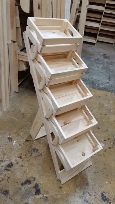 Стелаж от дърво за плод и зеленчук