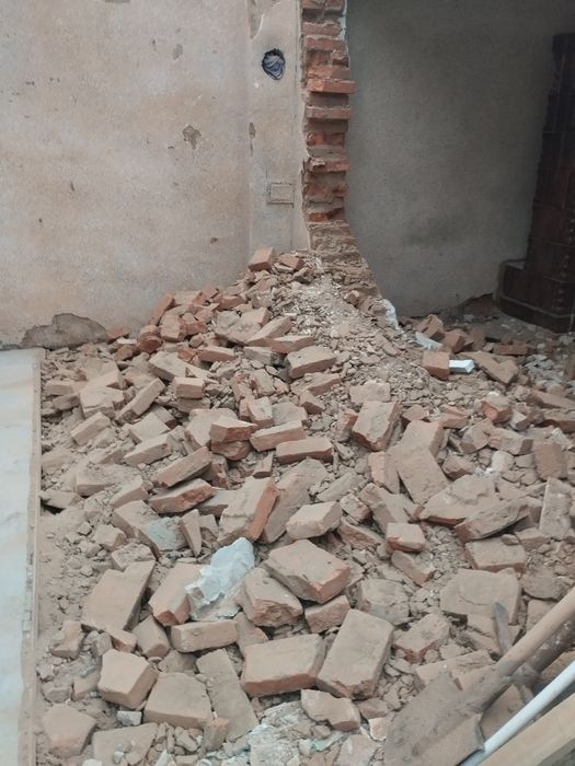 Cărămizi din demolare