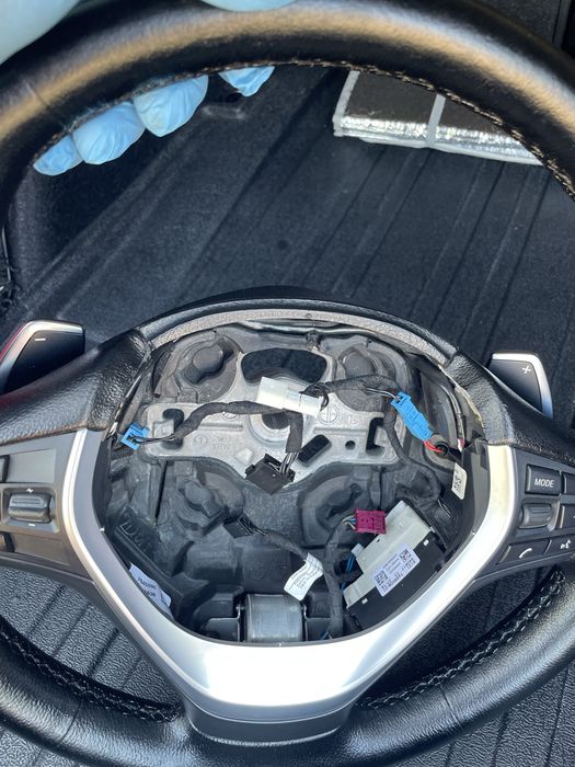 Волан за BMW F30 F31 F32 F20 и др с пера подгрев и вибрация