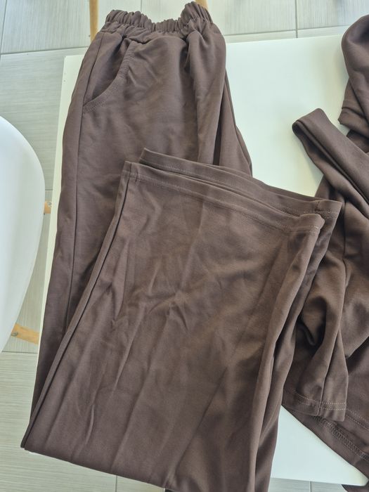 Дамско комплект чисто нов