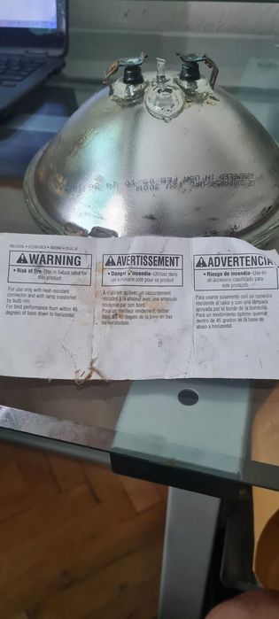 Прожктори за освтление на басейн