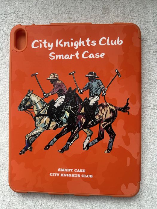 Продам чехол на айпад