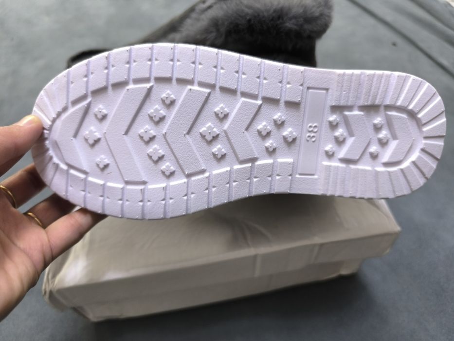 Женские ботинки  рр 35-36