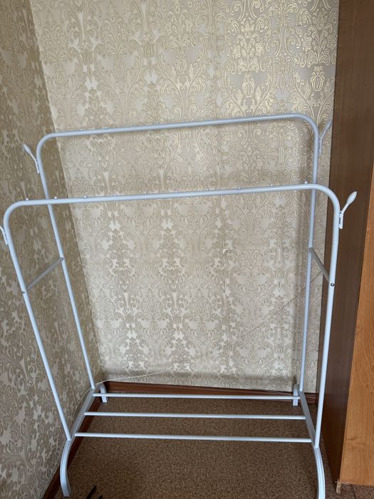 Вешилка напольная