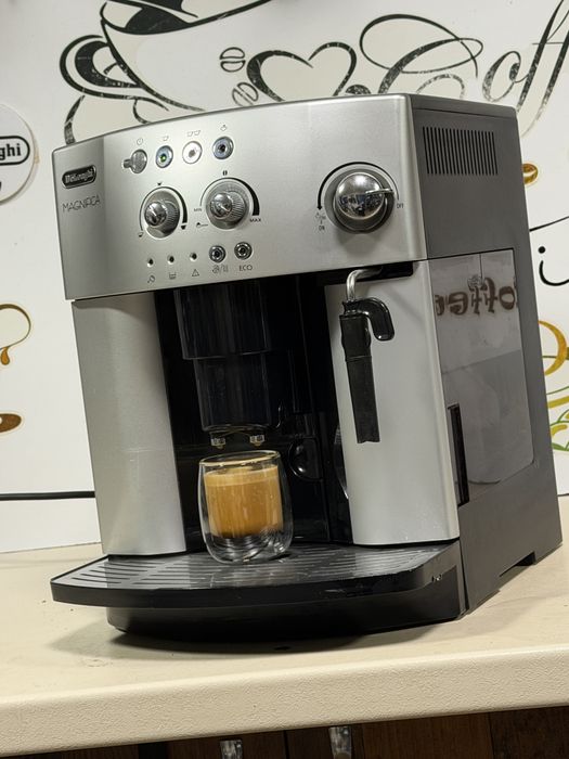 Кафемашина кафе автомат delonghi magnifica с гаранция