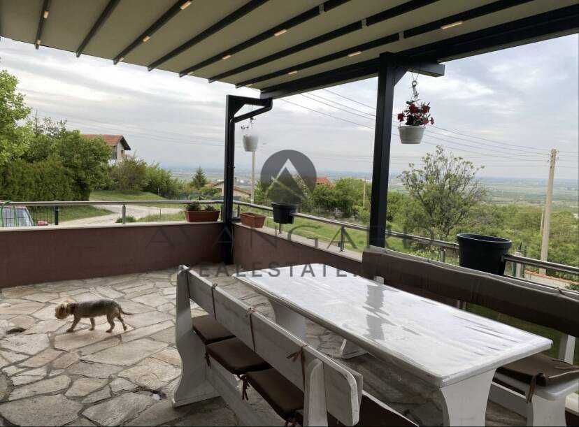 Продава се Къща в с. Брестник, Област Пловдив - 250 кв.м за 731 €/кв.м - Снимка #9