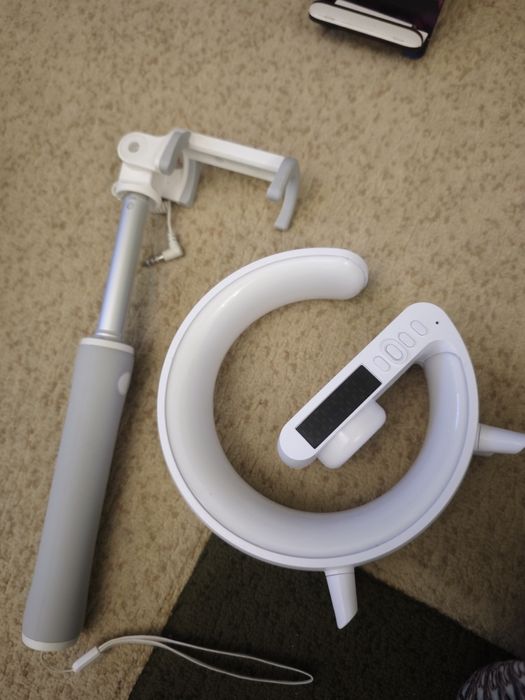 Селфи палка Xiaomi  плюс подарок часы