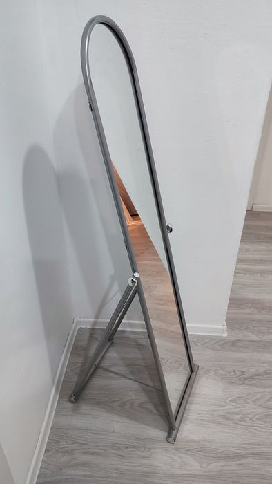 Зеркало напольное