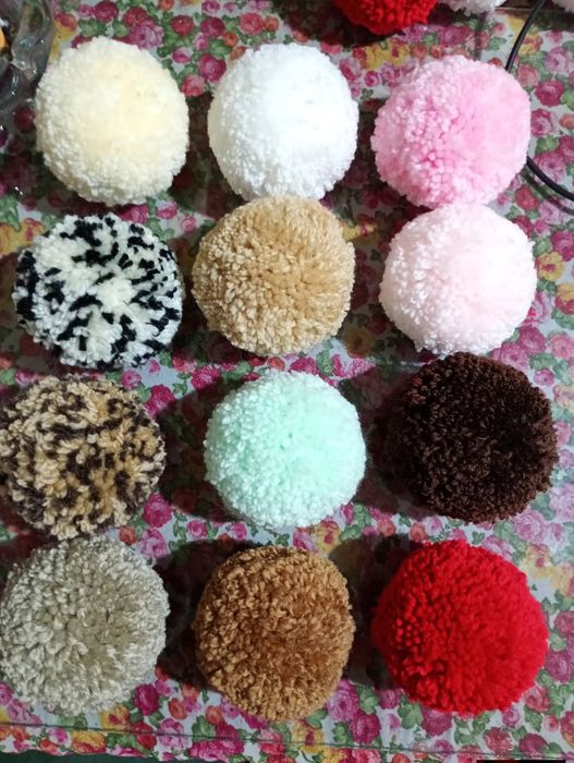 Помпони от прежда