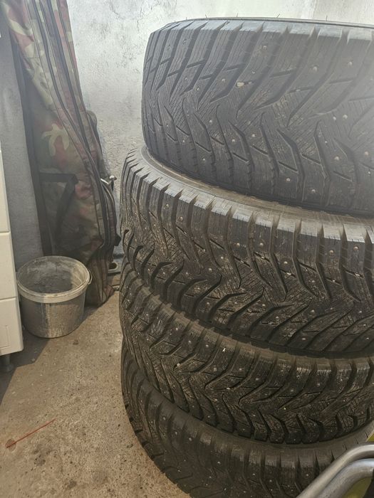 РЕЗИНА KUMHO почти новая .