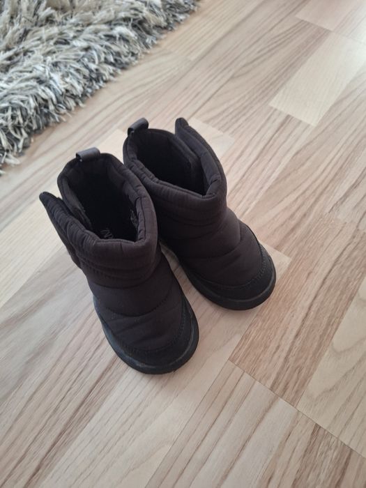 Ghetute impermeabile Zara