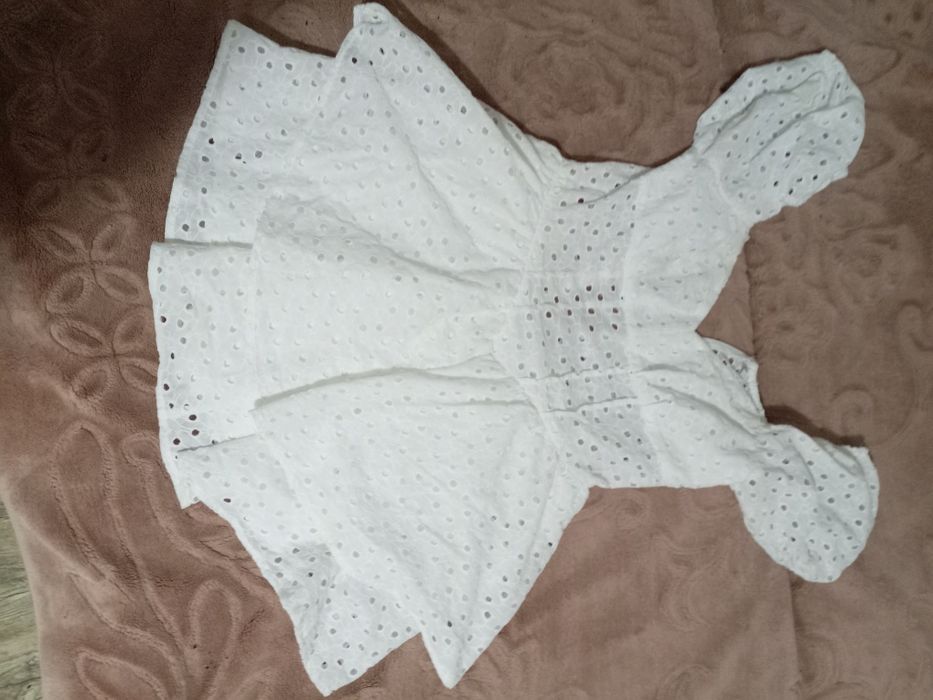 Vând tot ce este în anunț