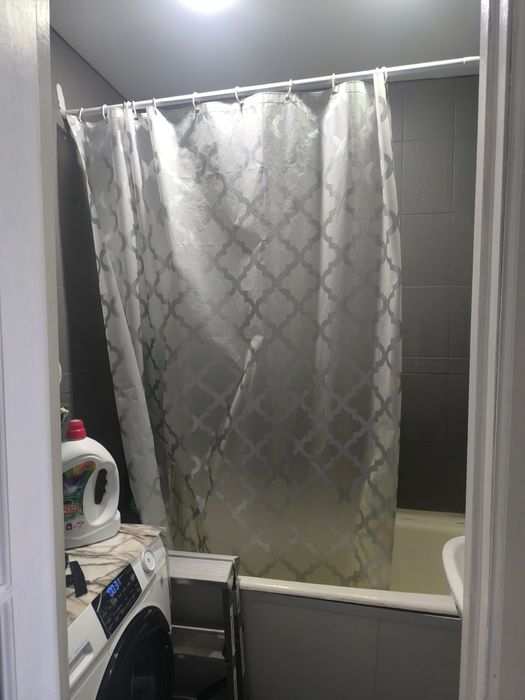 Продам 2 комн .КВ Новой планировки.