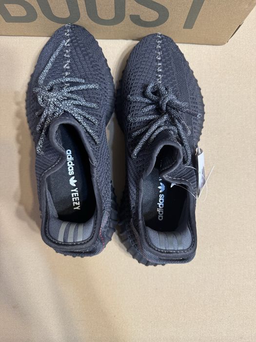 Yeezy boost 350 negru