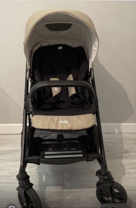 Прогулочная коляска Joie Chrome Sandstone