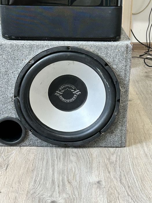 Продавам Усилвател harman karodon AVR 460 bass kasa haraman kardon 300w subwoofer 350w