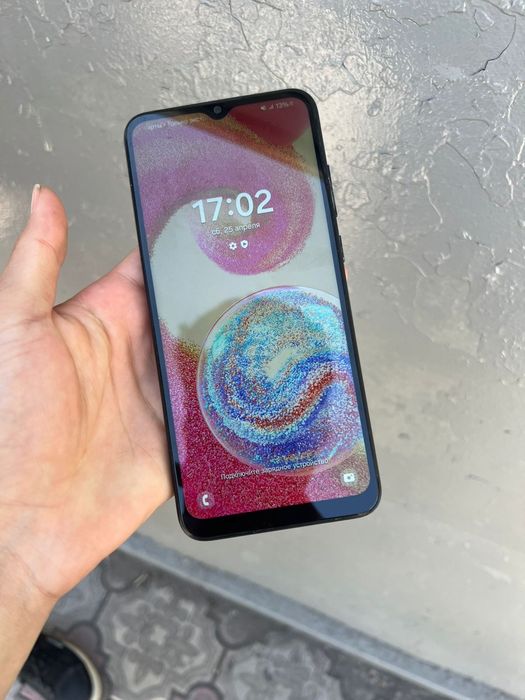 Телефон в хорошем состоянии