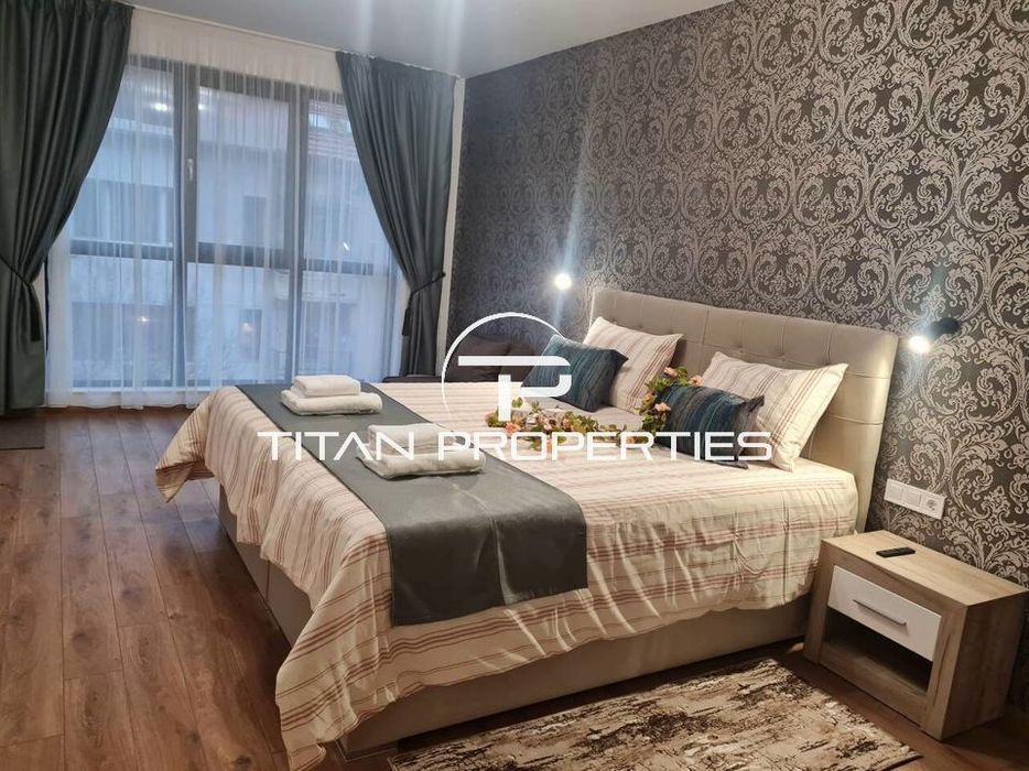 Дава се под наем Тристаен апартамент в Варна, Център - 100 кв.м за 1150 € - Снимка #3