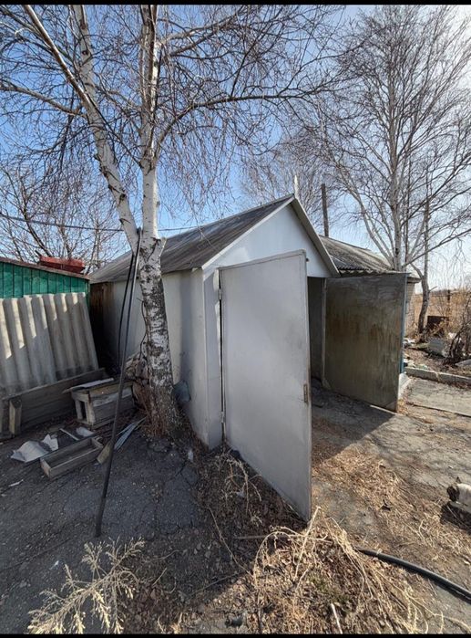 Продам железный гараж.