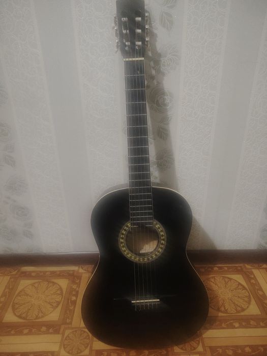 Gitara klassik 6ta strunalik