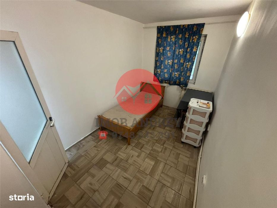 Garsoniera de vanzare, zona Politie – ideala pentru investitie — fotografia 2