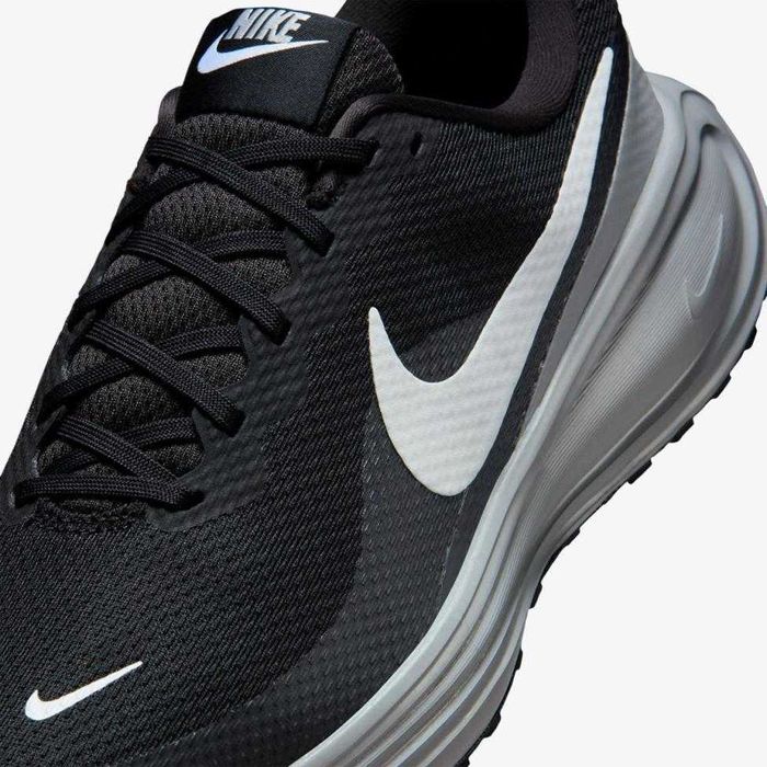 Кроссовки мужские Nike Revolution 8! Новые в коробке! Оригинал Nike!
