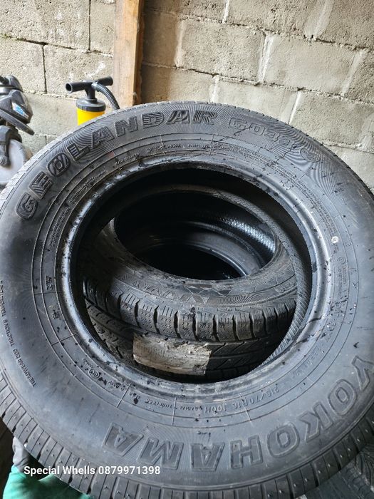 215/70R16 Yokohama