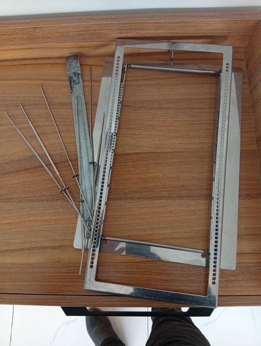 Koreyski shashlik pishiradigon stol mangal sotiladi