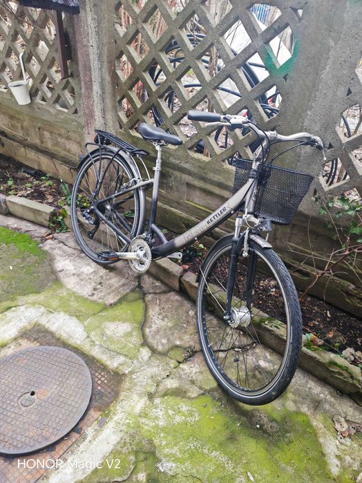 Bicicleta dama  de vanzare