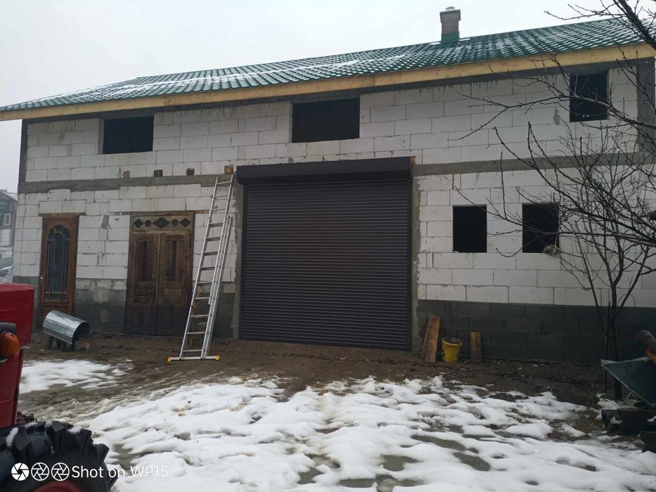 Usa Garaj  Rulou * câștiga spațiu pentru garajul tău