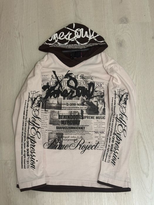 Archive 00’s japanese y2k longsleeve