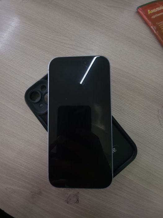 IPhone 15  128 гб