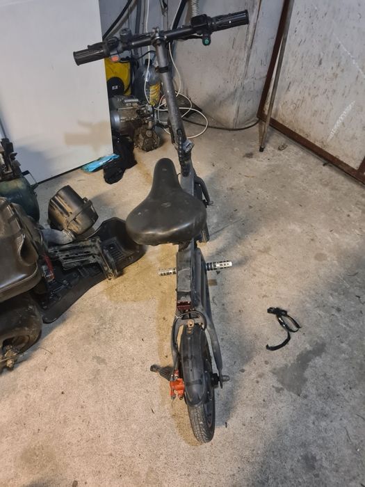 Vind bicicleta electrică